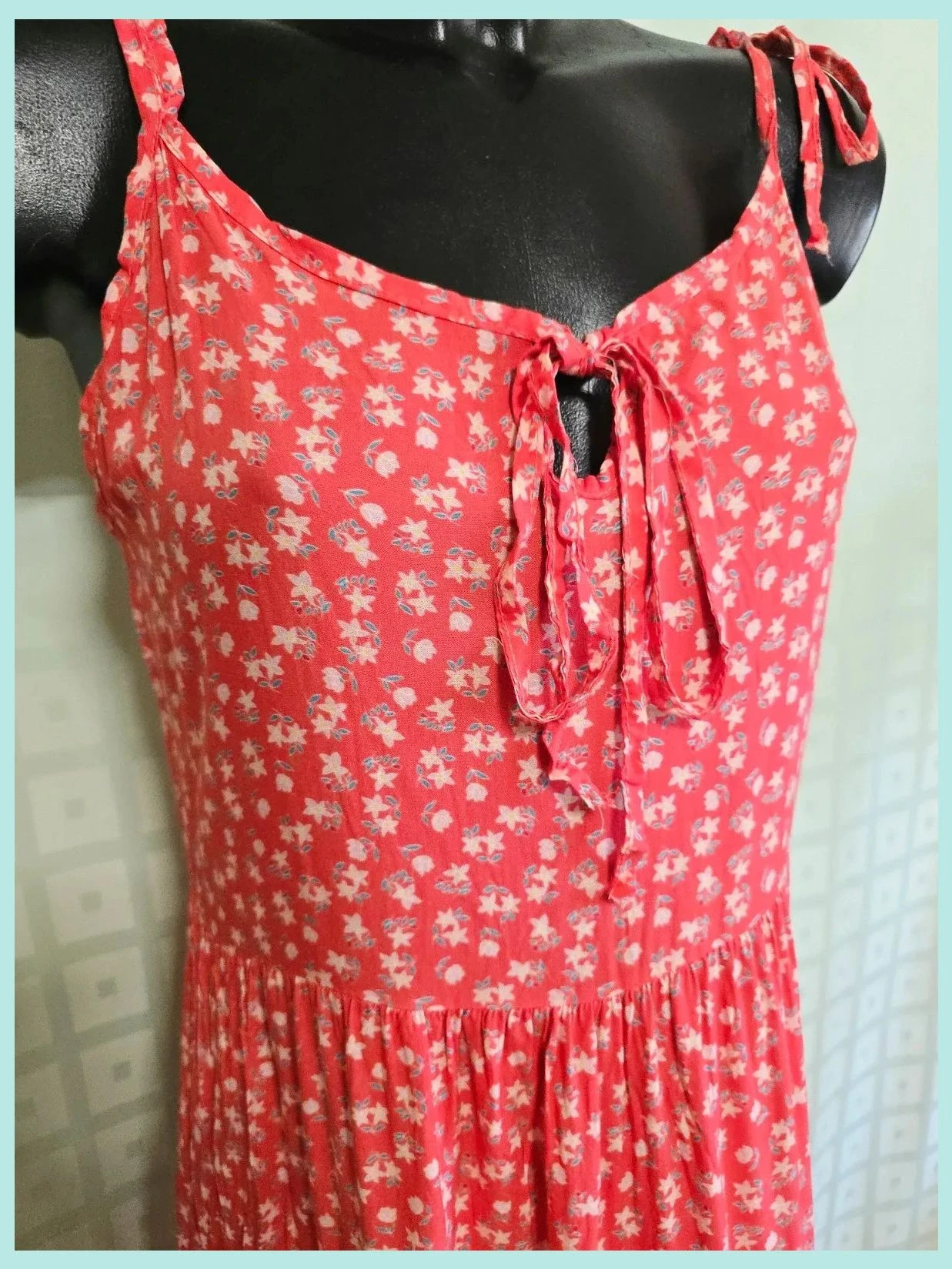 Red Floral Tie Shoulder Dress 100% Viscose – boutique indépendante – taille Taille unique 3