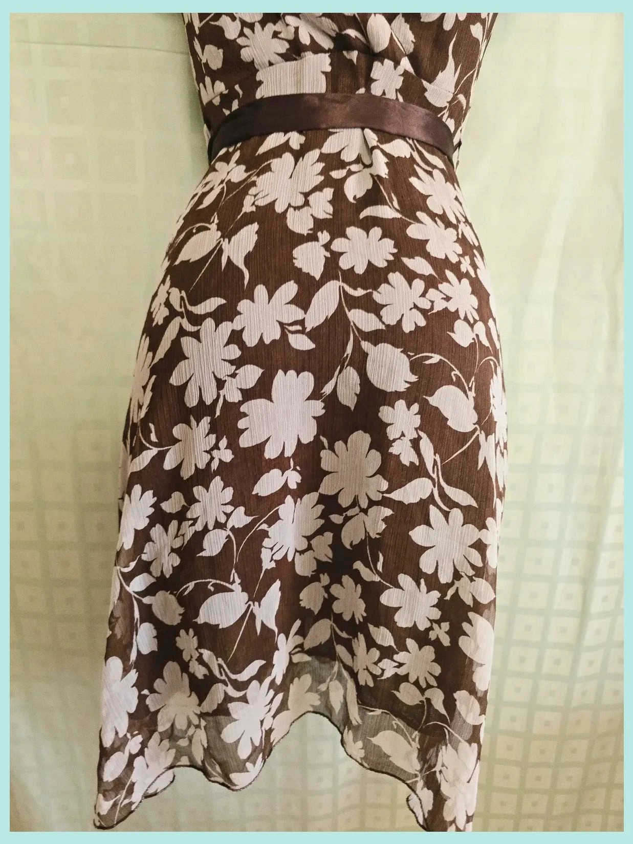 Brown Floral Chiffon Wrap Dress – Vestidor Vintage – taille M / 38 / 10 5