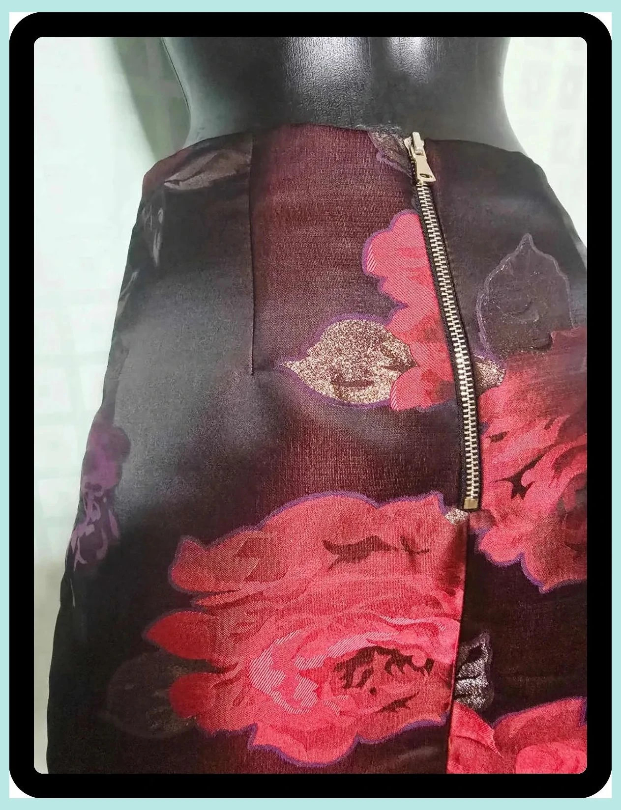 Elegant Burgundy & Purple Floral Jacquard Mini Skirt – River Island – taille S / 36 / 8 4