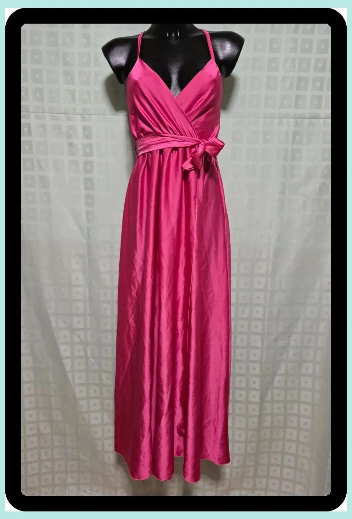 Hot Pink Satin Maxi Dress – Boutique Belgique – taille Taille unique 2