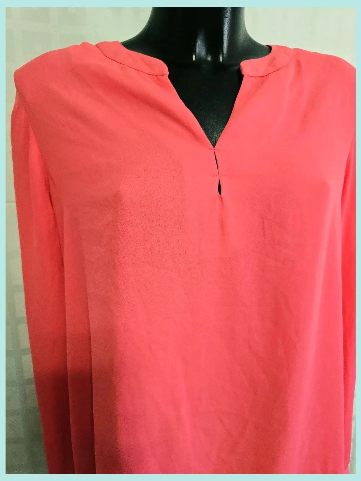 V-Neck Long Sleeve Minimalist Blouse – Paraphrase – taille XL / 42 / 14 2