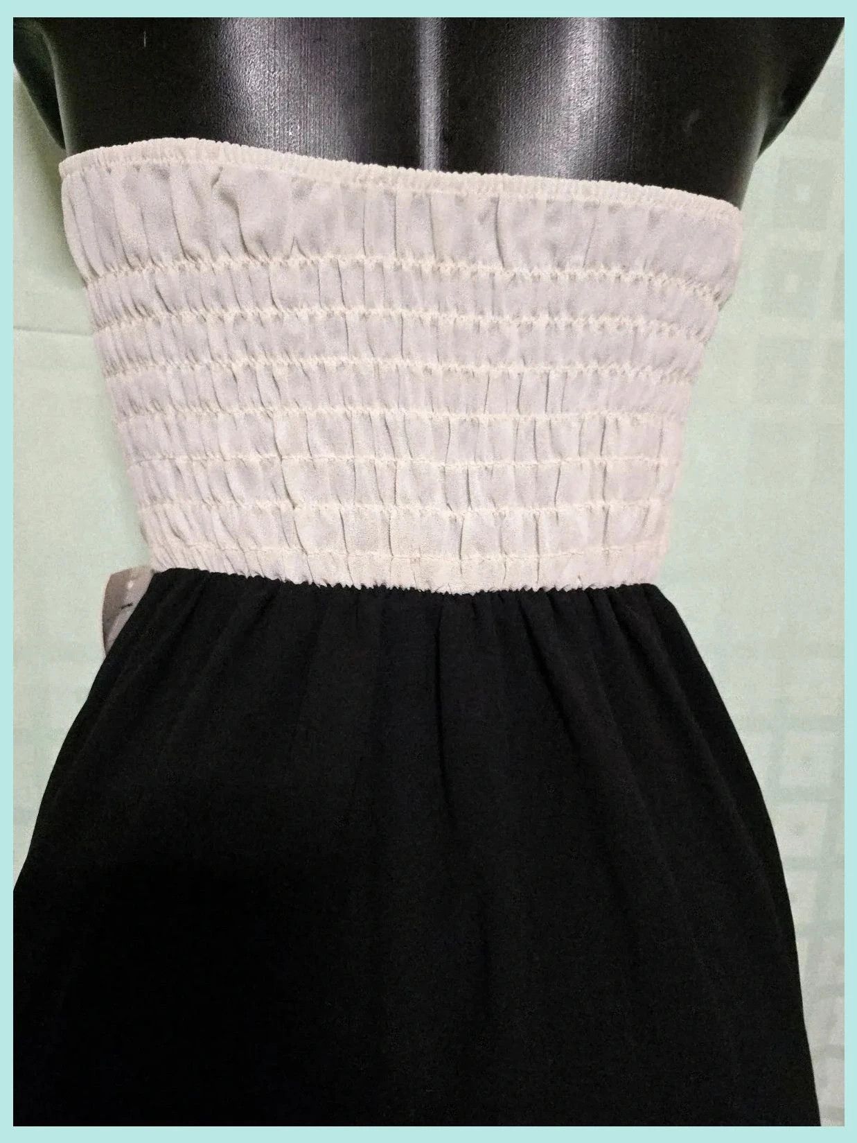 Strapless mini dress – Boutique Belgique – taille S / 36 / 8 4