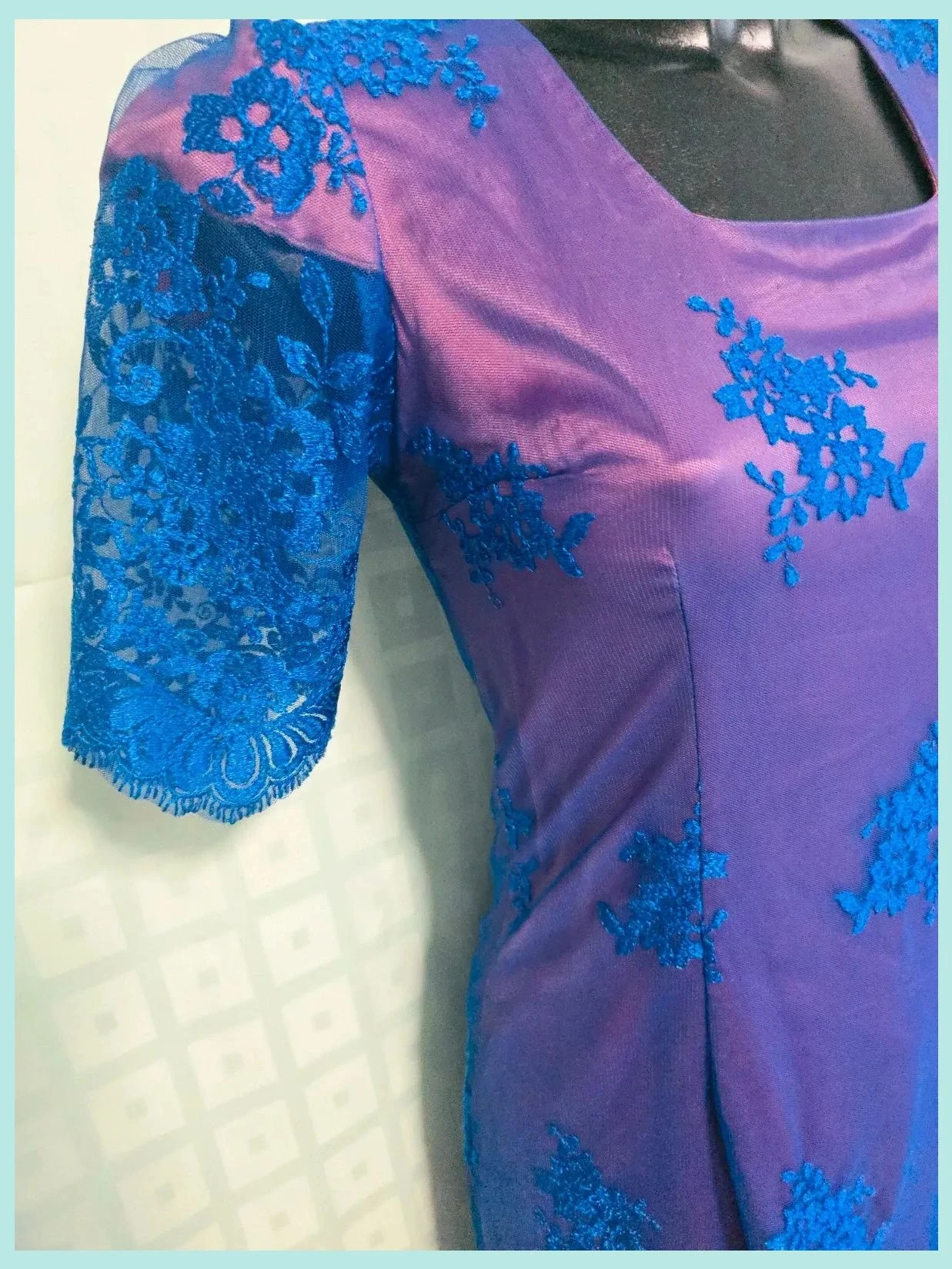 Vintage Iridescent Satin Dress with Floral Lace Overlay – Vestidor Vintage – taille S / 36 / 8 3