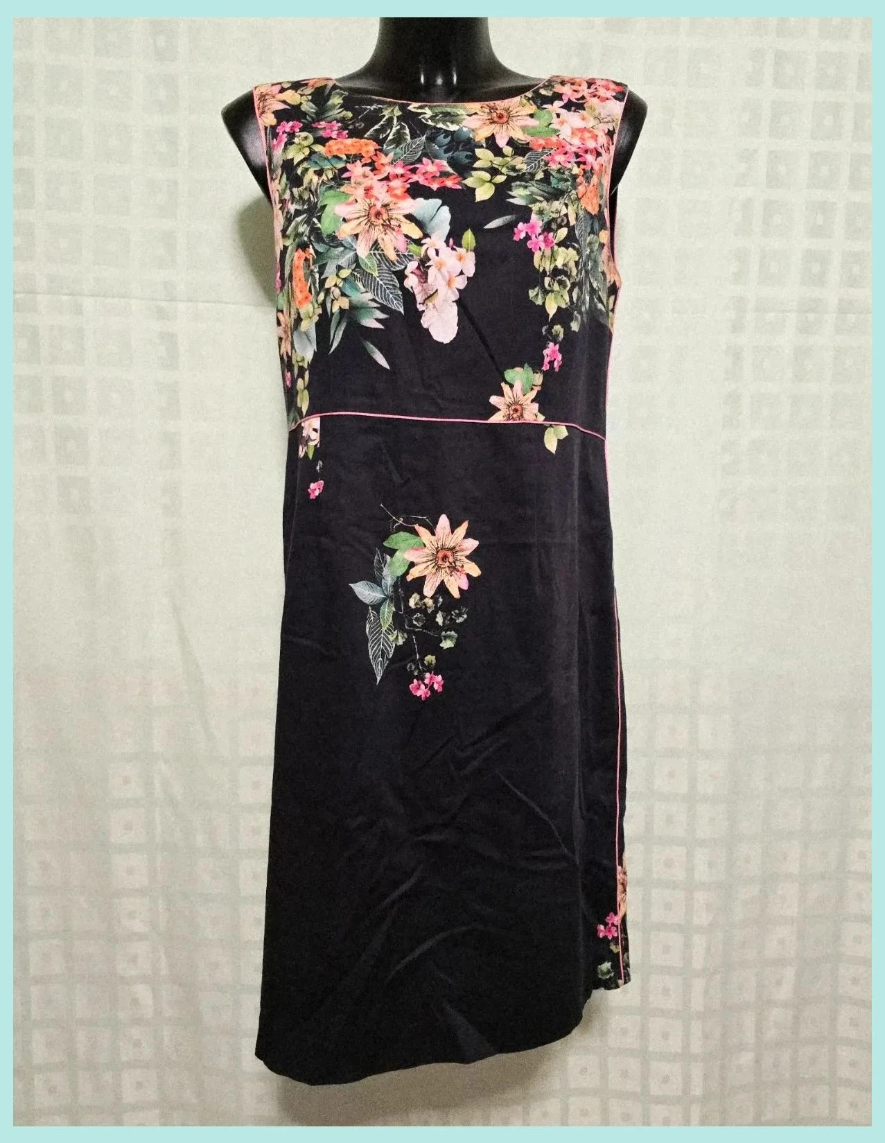 Floral Sleeveless Shift Dress