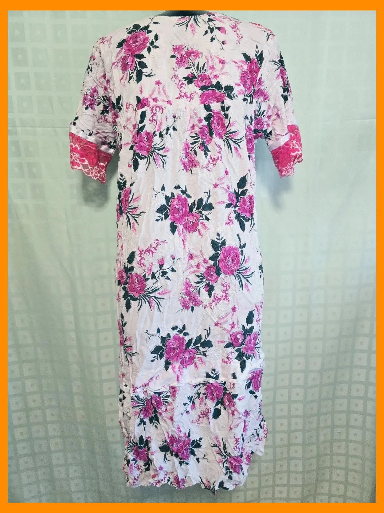 Pink Rose Print Lace Trim Dress – Vestidor Vintage – taille XXXL / 46 / 18 5