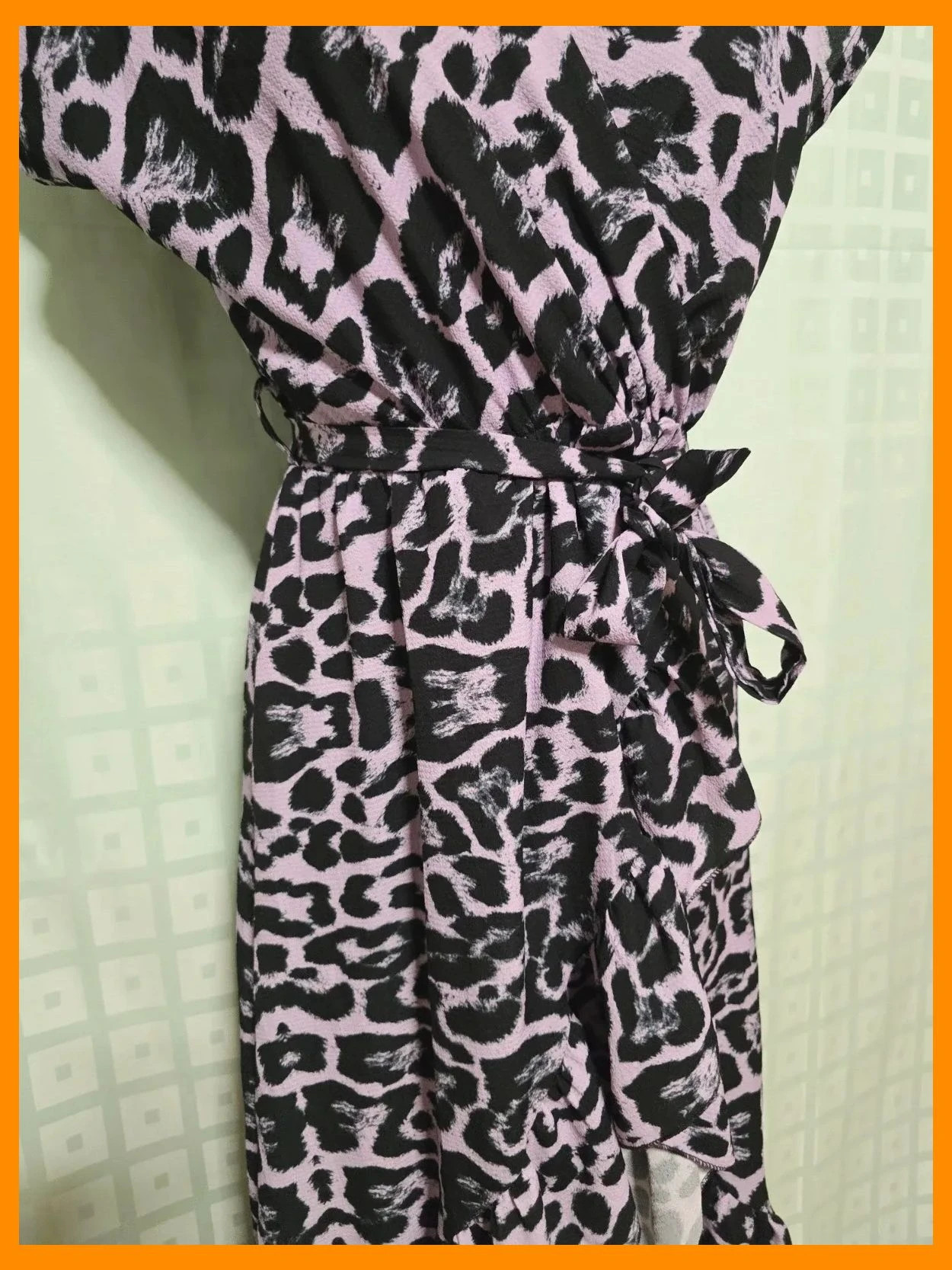 Ruffle Hem Midi Dress – Pescara – taille S / 36 / 8 3