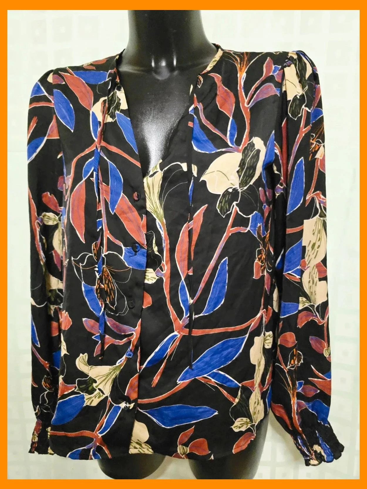 Black Botanical Print V-Neck Blouse – Vintage Dressing – taille Taille unique 2