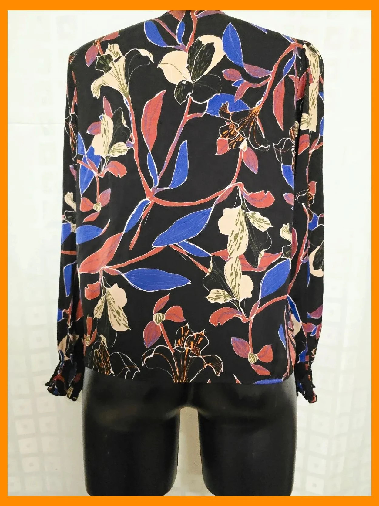 Black Botanical Print V-Neck Blouse – Vintage Dressing – taille Taille unique 5