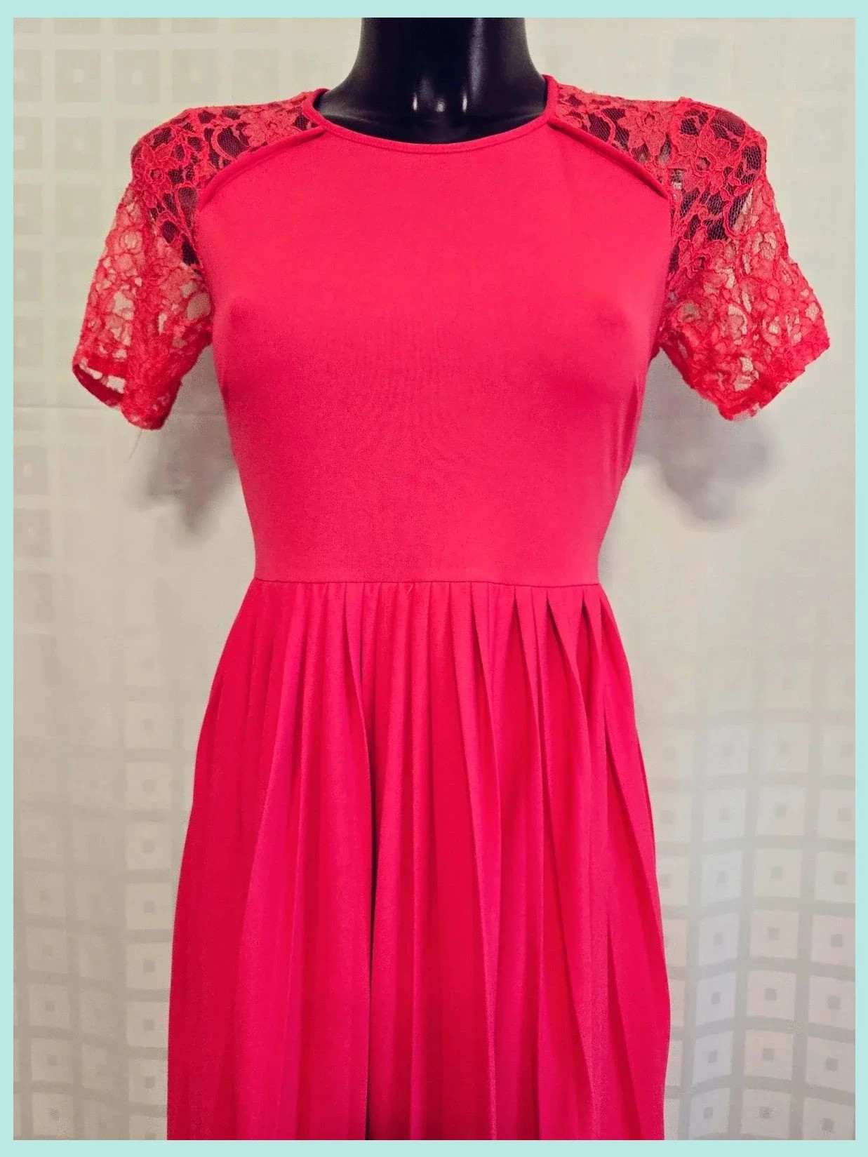 Pleated Lace Sleeve Dress – Oasis – taille S / 36 / 8 2