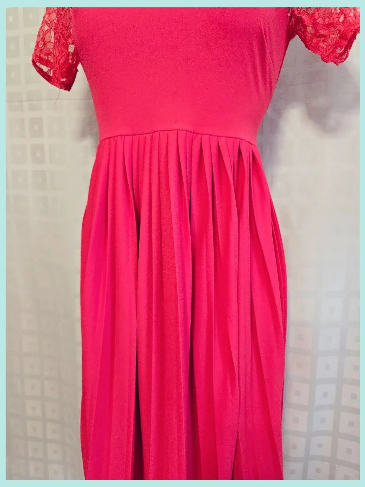 Pleated Lace Sleeve Dress – Oasis – taille S / 36 / 8 5