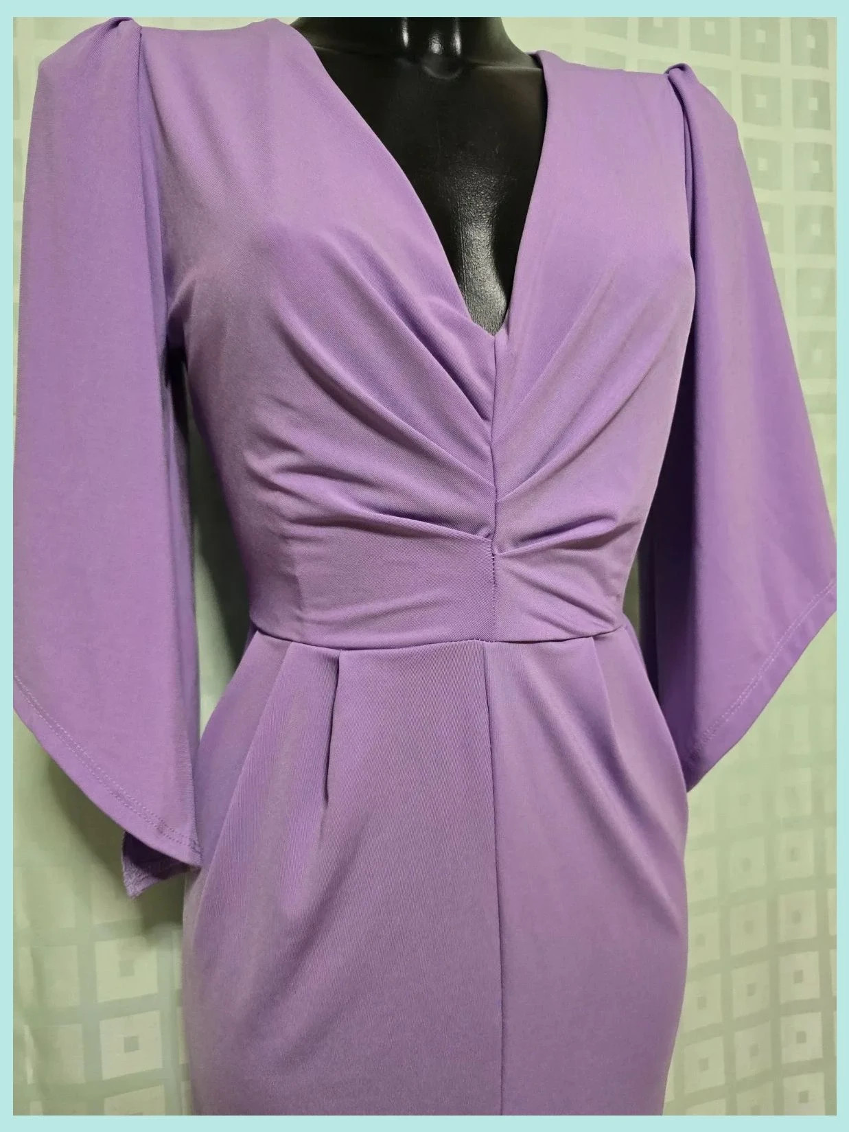 Mauve Ruched Midi Dress with Slit – Boutique Italiana – taille Taille unique 2