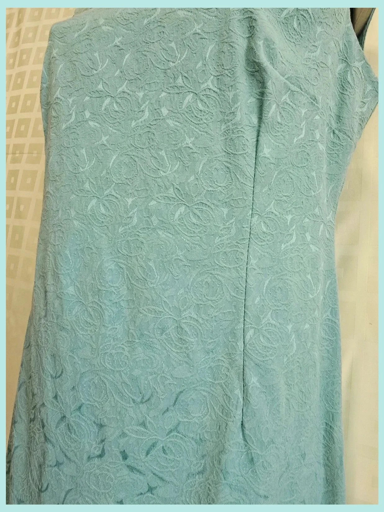 Jacquard Jeweled Neckline Dress – Sayle – taille XL / 42 / 14 4