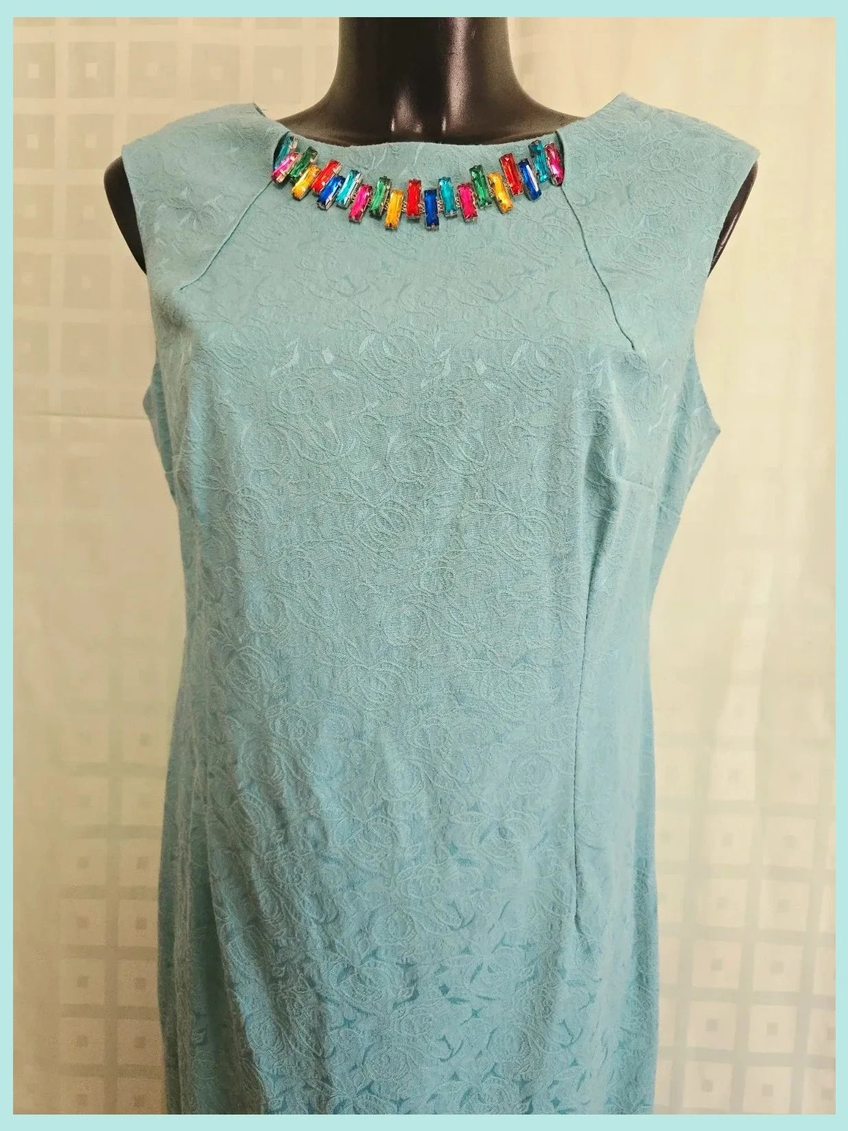 Jacquard Jeweled Neckline Dress – Sayle – taille XL / 42 / 14 2