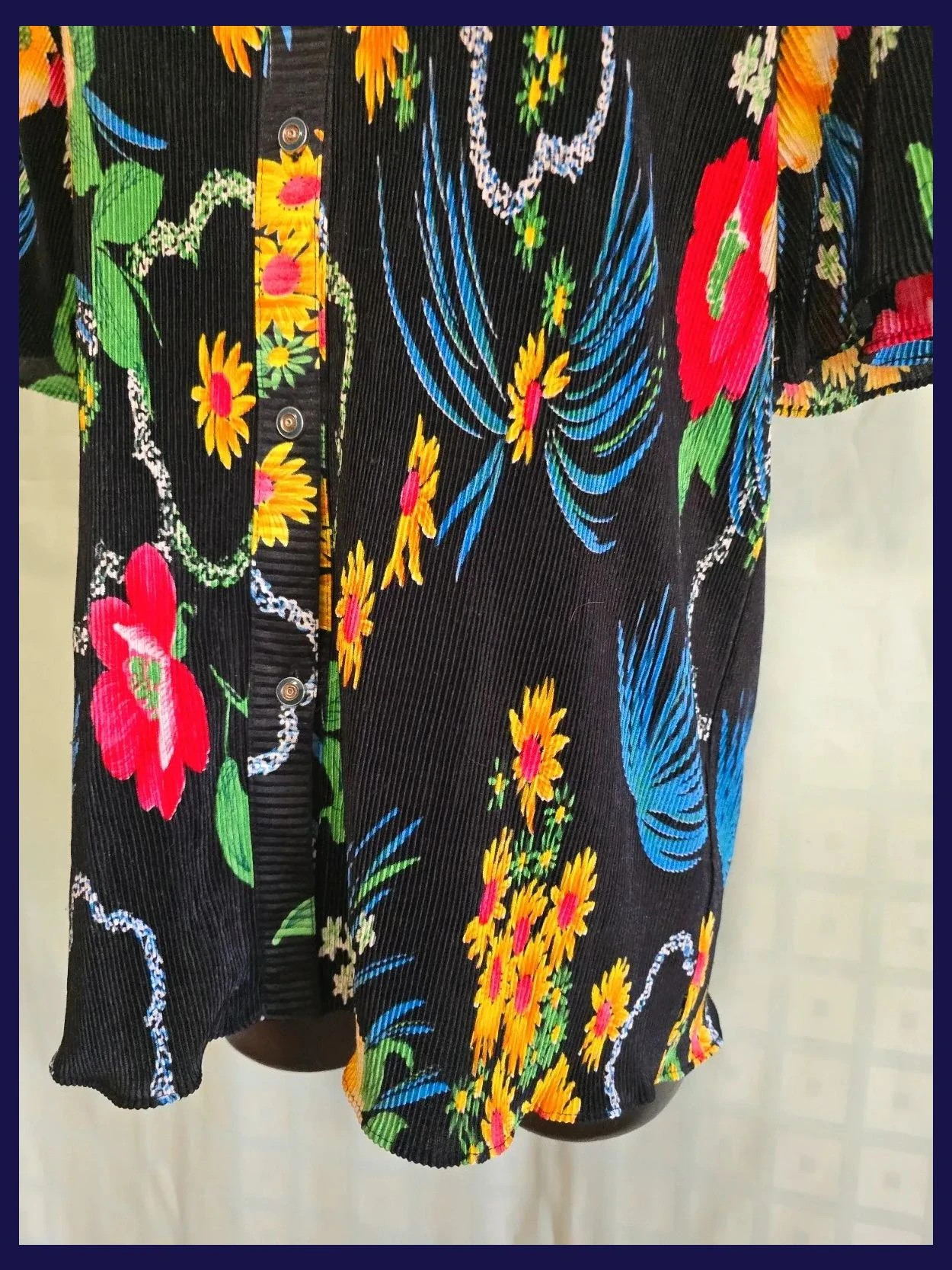 Black Floral Print Button Blouse – Vestidor Vintage – taille Autre 3