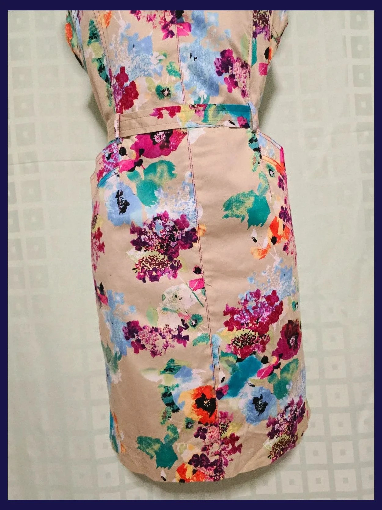 Watercolor Floral Belted Sheath Dress – Cloche – taille XXL / 44 / 16 5