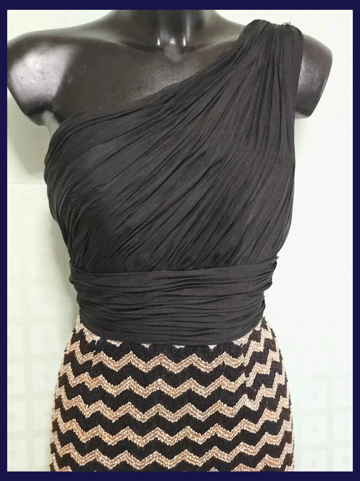 One shoulder zigzag pattern dress – EVASSE – taille XXXL / 46 / 18 2