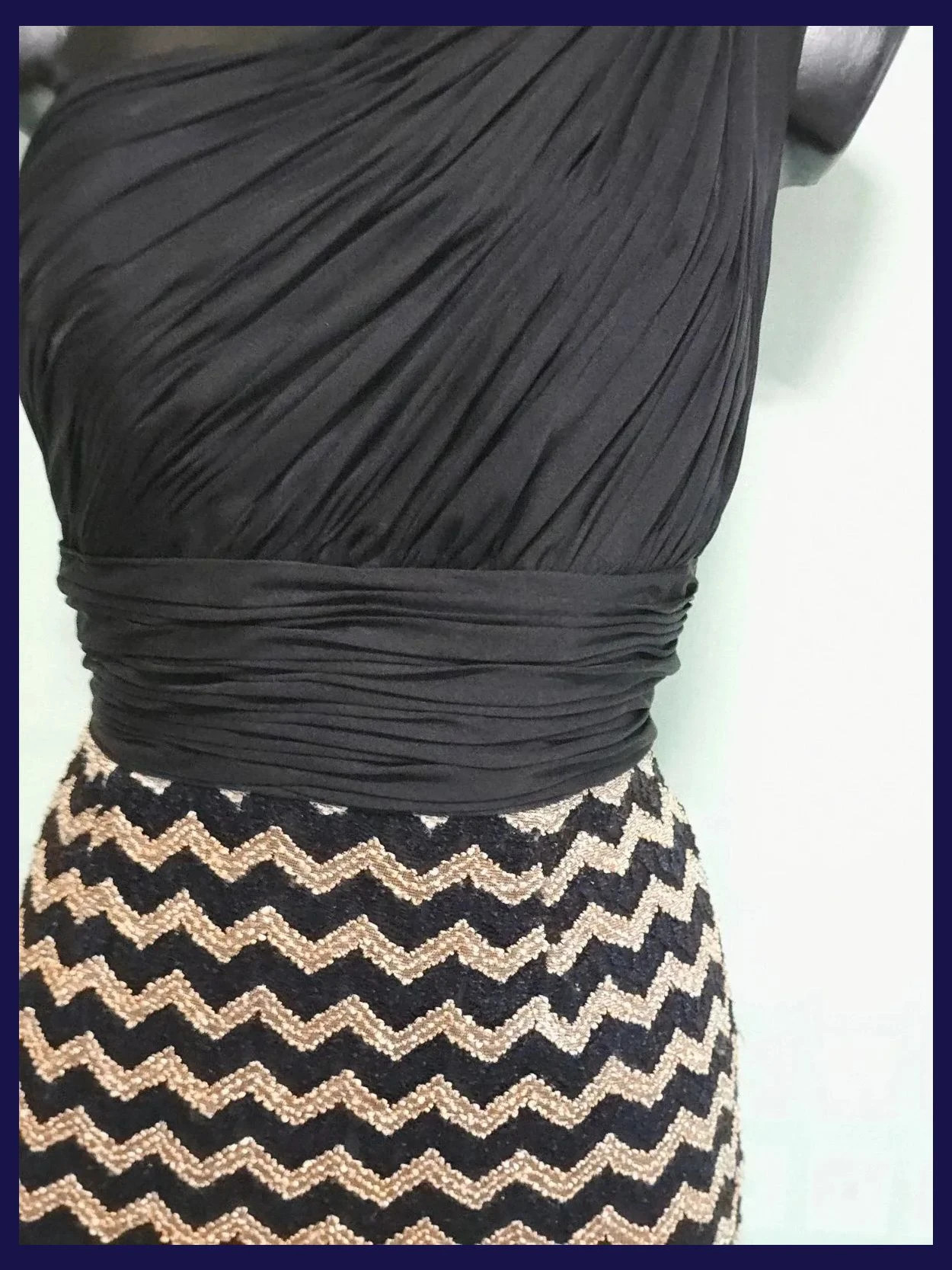 One shoulder zigzag pattern dress – EVASSE – taille XXXL / 46 / 18 3