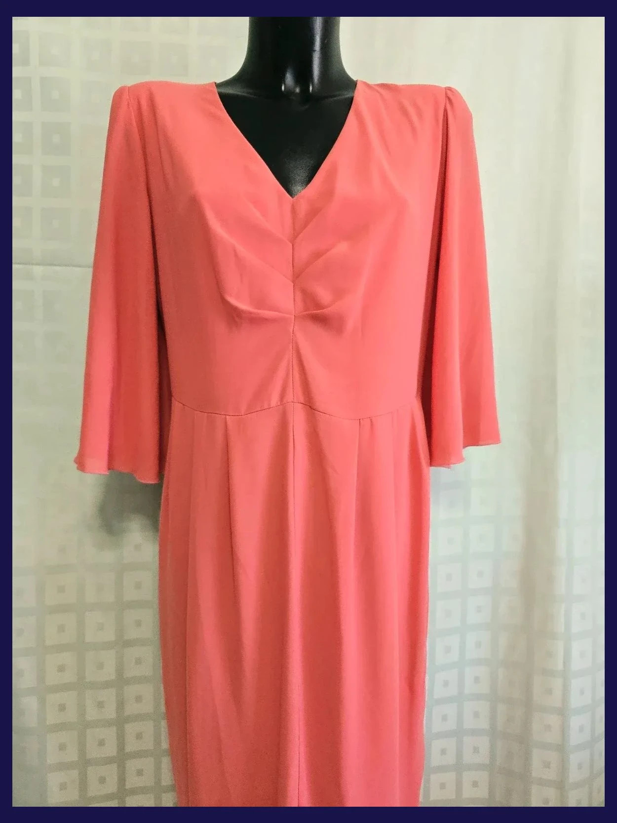 Coral V-Neck Cape Sleeve Midi Dress – Iciar & Candela – taille XL / 42 / 14 2