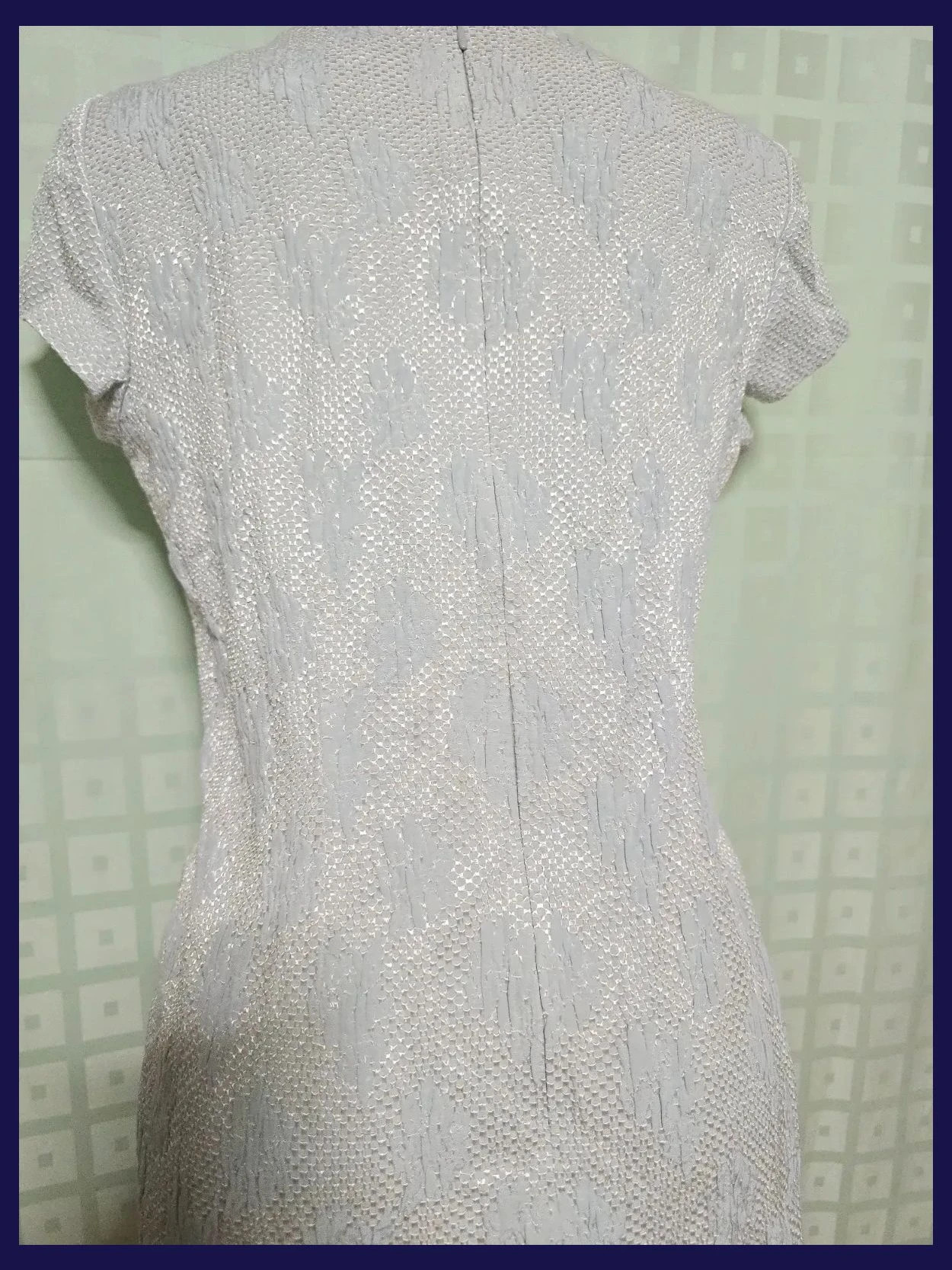 Textured Lace Cap Sleeve Dress – ARGGIDO – taille XXXL / 46 / 18 5