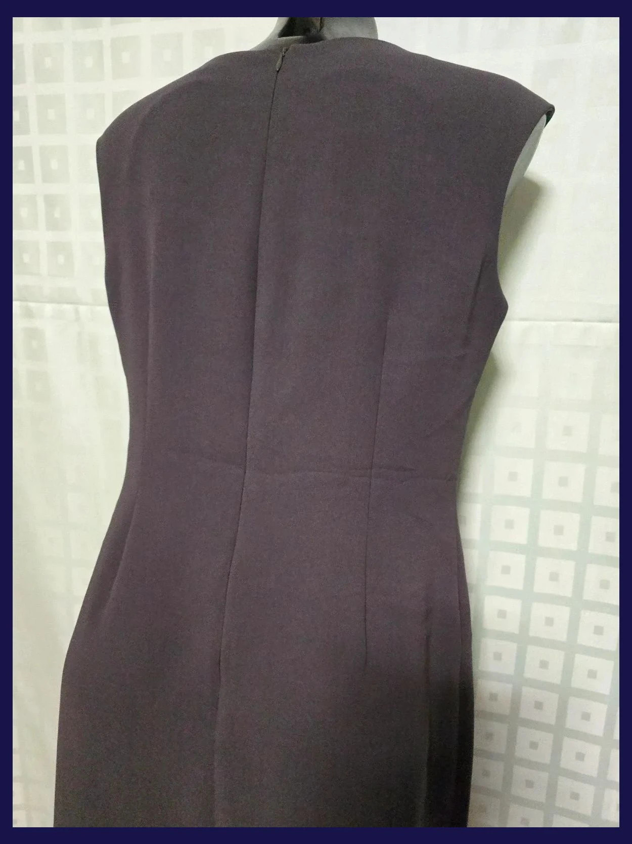 Sophisticated Formal Bodycon Gown – Lanidor – taille XL / 42 / 14 4