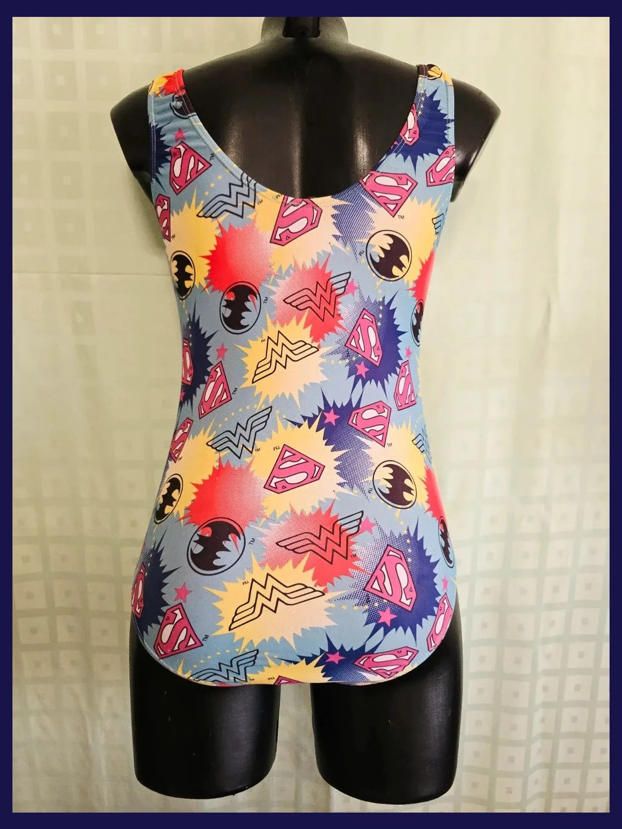 Vintage Comic Book Heroes Print One-Piece Swimsuit – Vintage Dressing – taille L / 40 / 12 2