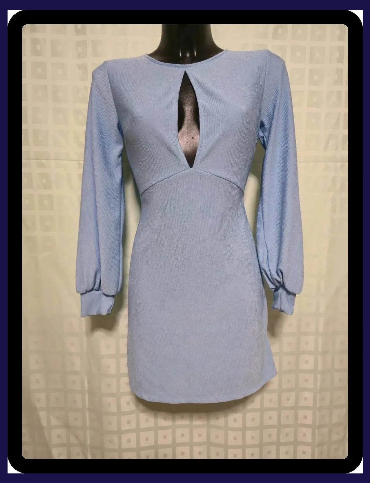 Pastel Blue Keyhole Mini Dress – Boutique Belgique – taille XS / 34 / 6 4