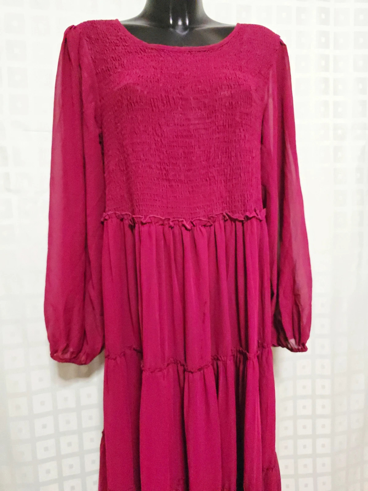 Burgundy Tiered Smocked Maxi Dress – Limited Collection – taille XXL / 44 / 16 2
