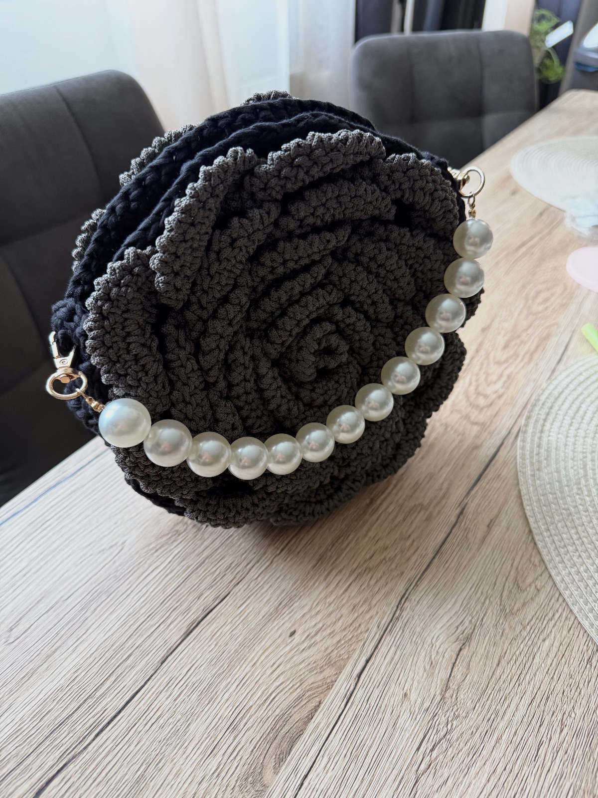 Sac à Main Rose au Crochet Gris Anthracite - Anse Perles - Fait Main – Fait main 2
