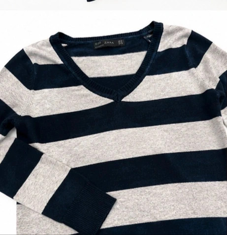 Pull Zara à Rayures Bleu Marine et Gris Col V – Taille M – Zara – taille M / 38 / 10 2