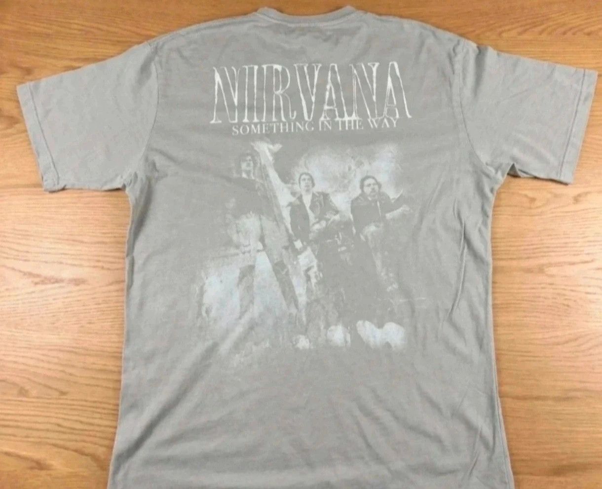 Camiseta Pull&Bear Nirvana Something In The Way Gris Vintage Grunge Oversize Talla L – Pull & Bear – taille L 2