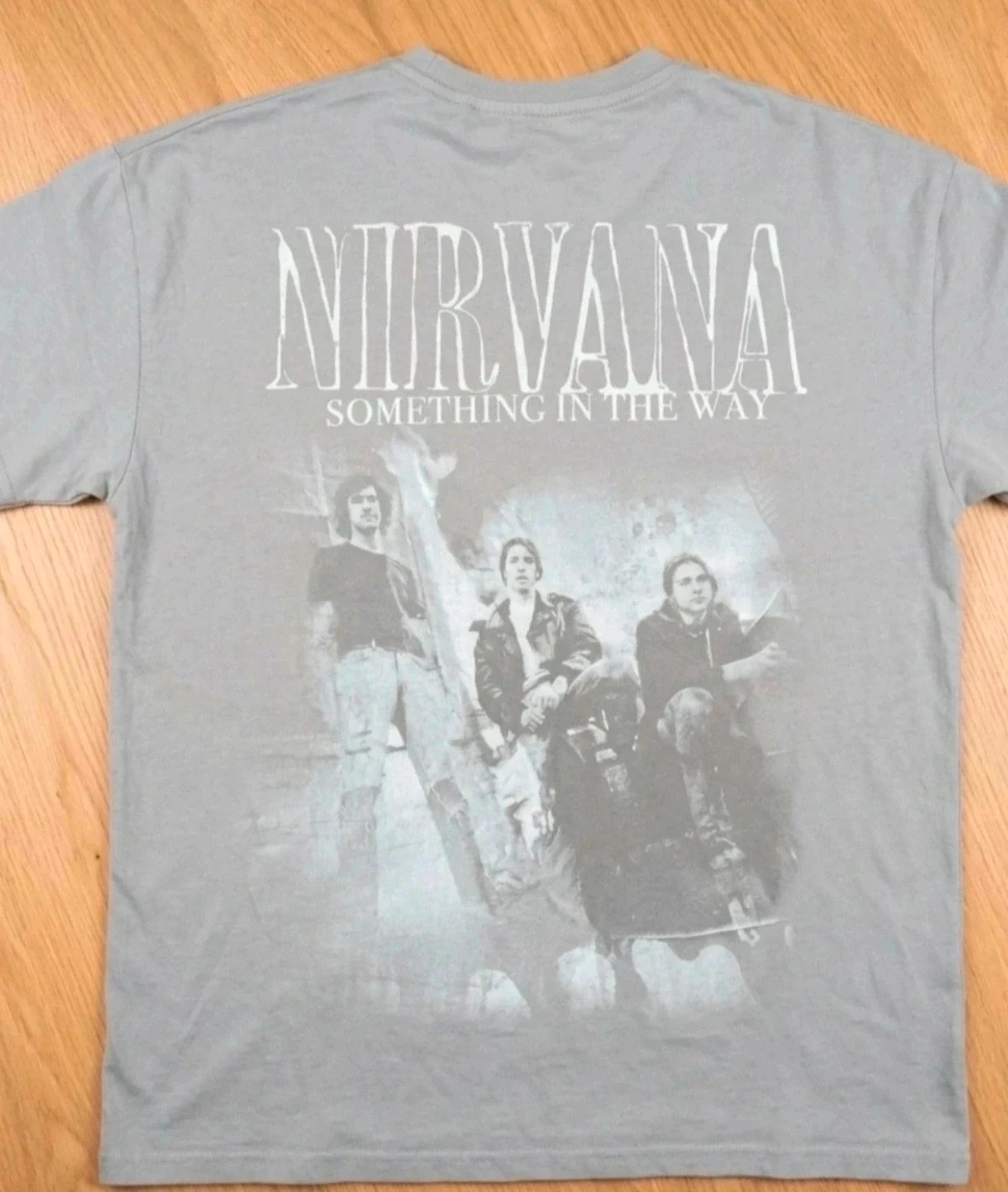Camiseta Pull&Bear Nirvana Something In The Way Gris Vintage Grunge Oversize Talla L – Pull & Bear – taille L 3