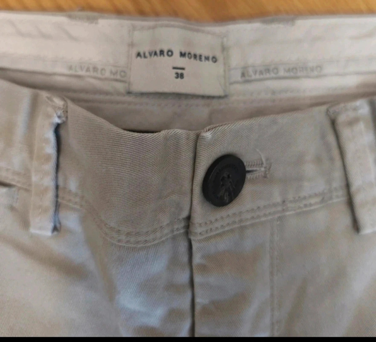 Pantalón Chino Álvaro Moreno Talla 38 Beige Claro / Off-White Chino Pants – Alvaro Moreno – taille W29 | FR 38 2