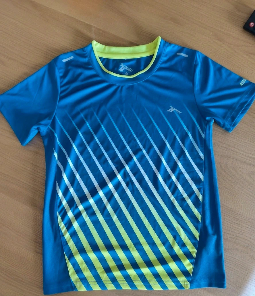 Camiseta Deportiva Tenth Azul y Neón - Talla 10