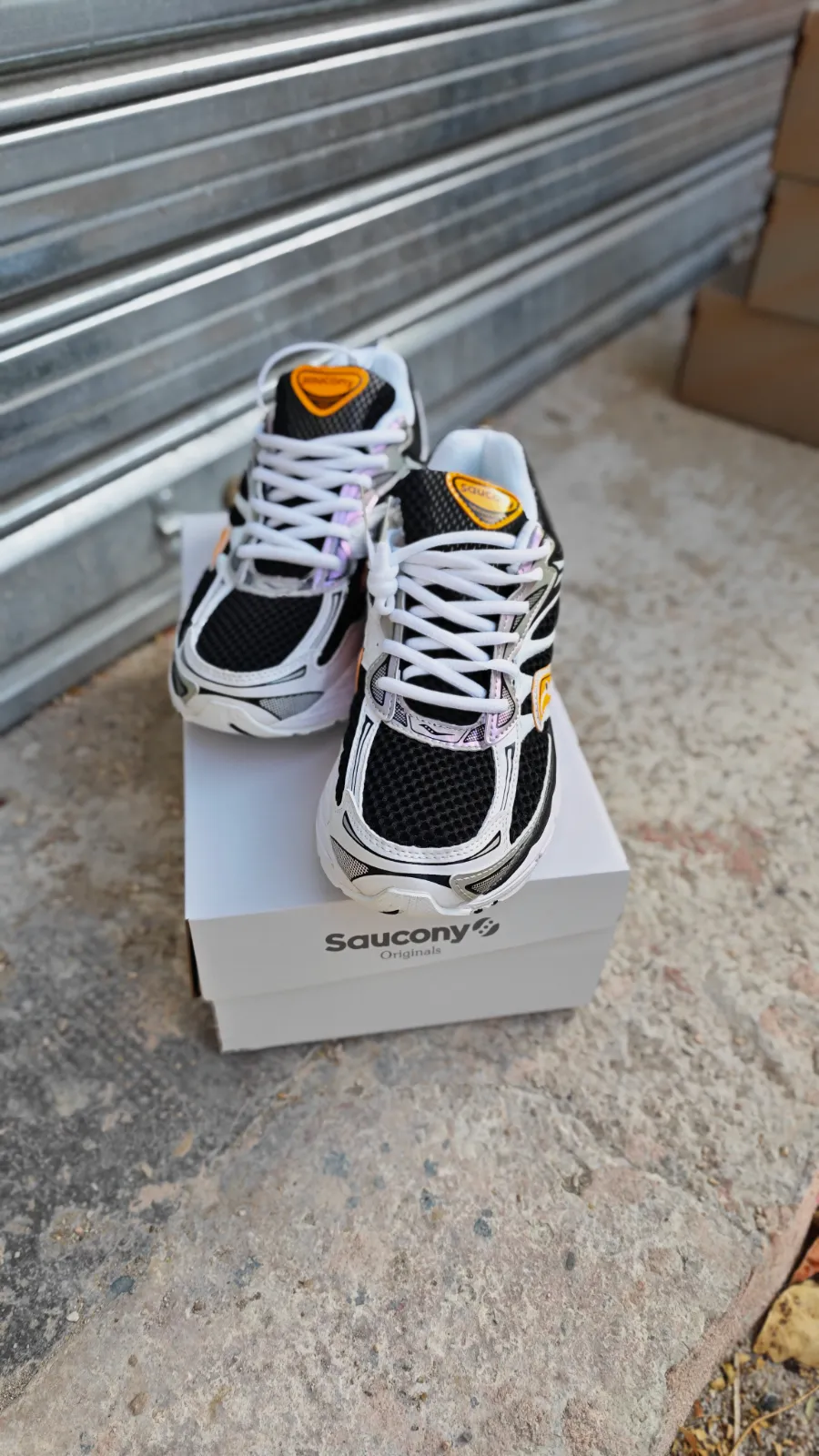 Baskets Saucony ProGrid Omni 9 – Saucony – taille EU 45 2