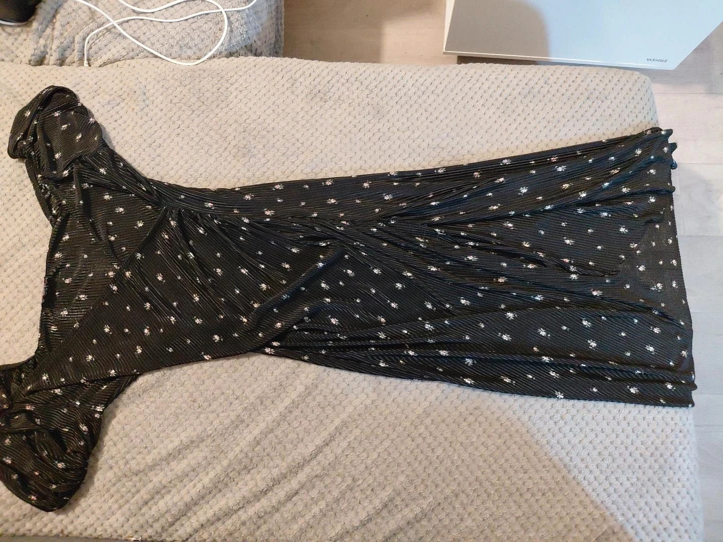 Robe longue noire Jennyfer à petites fleurs – Taille XS – Jennyfer – taille XXS / 32 / 4 3