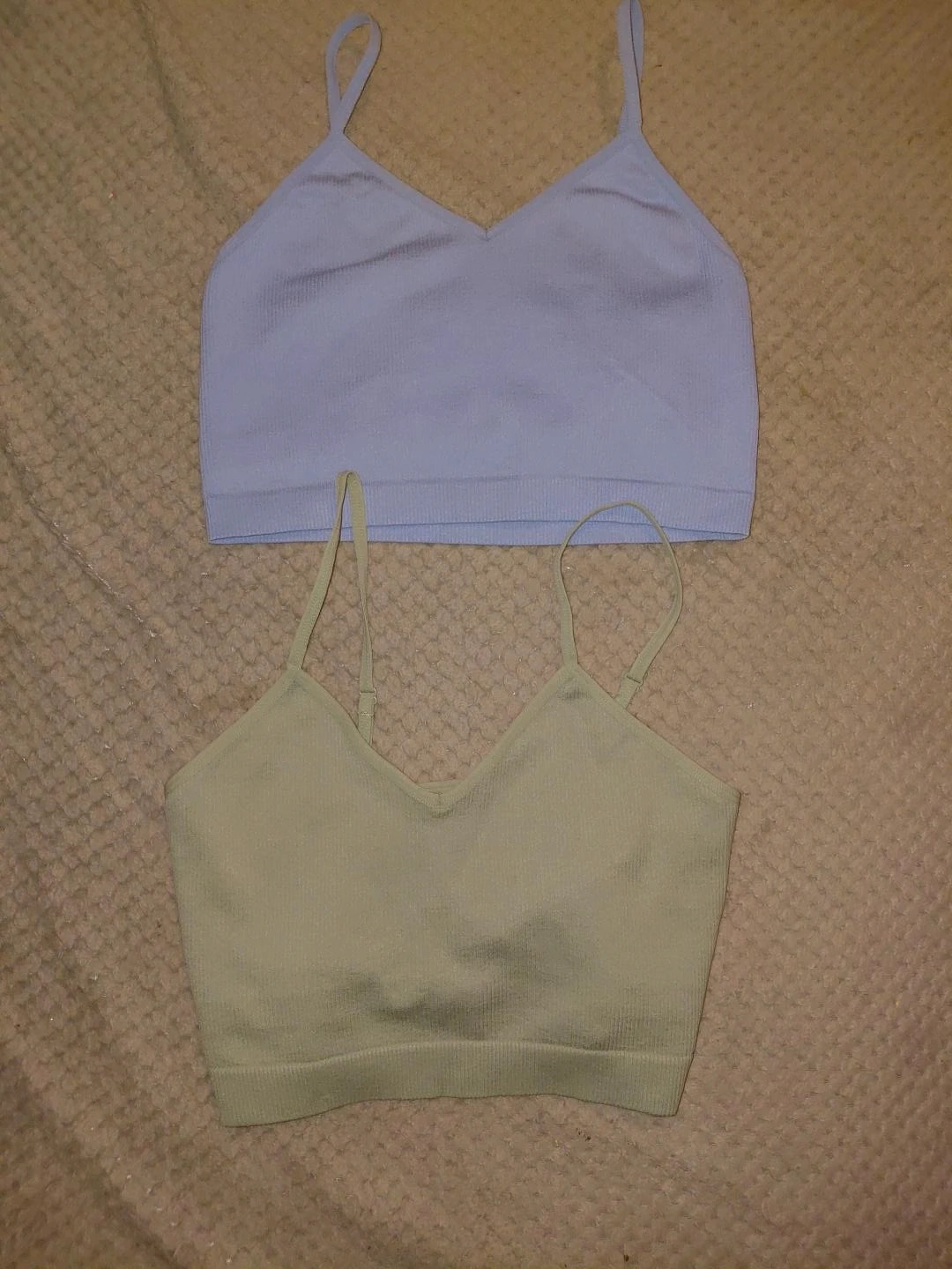 Lot de 2 débardeurs courts Primark XS – bleue et vert sauge – Primark – taille XS / 34 / 6 2