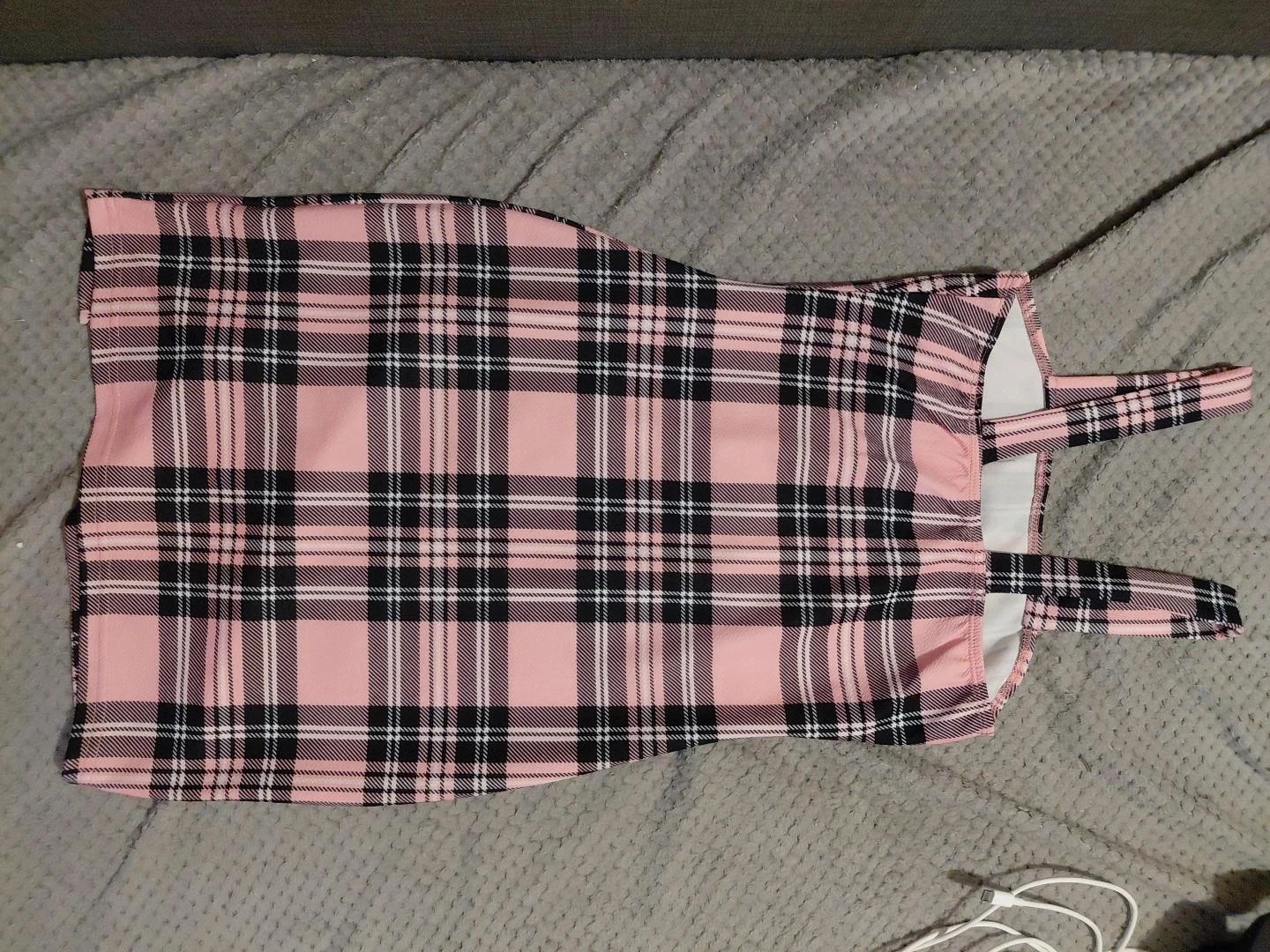 Robe courte rose et noire à carreaux – Taille XS 34 – Shein – taille XS / 34 / 6 3