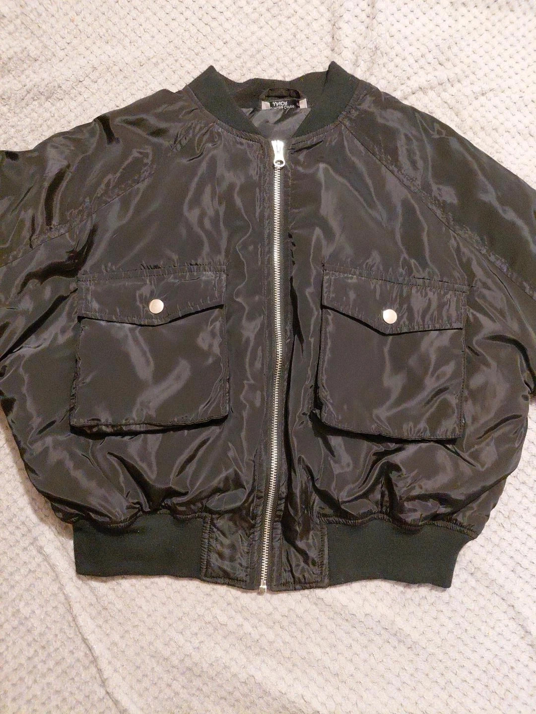 Blouson bomber noir brillant femme – Neuf sans étiquette – Fashion Private Company – taille S / 36 / 8 2