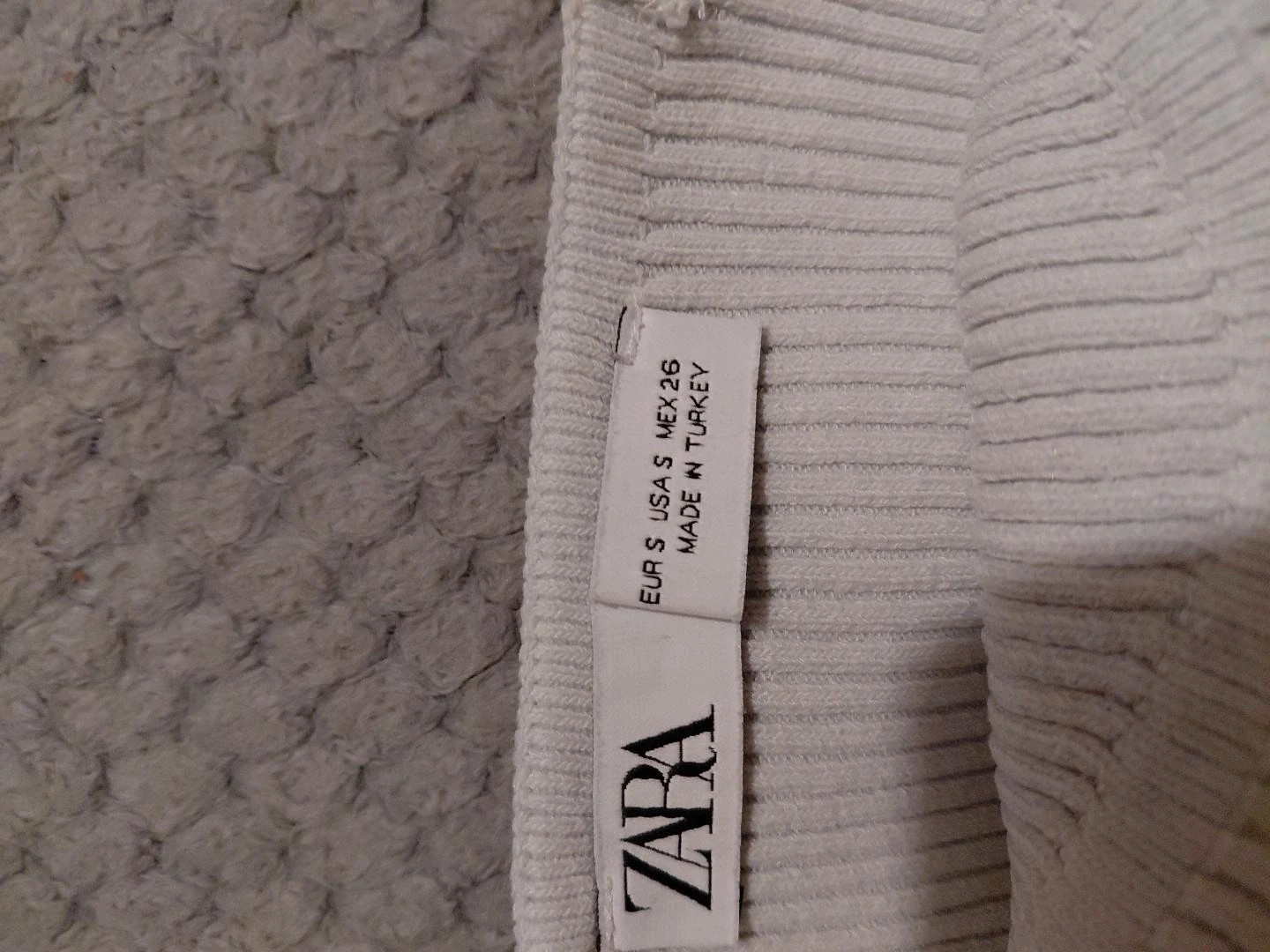 Top court côtelé blanc cassé à fines bretelles – Zara – Taille S – Zara – taille S / 36 / 8 4
