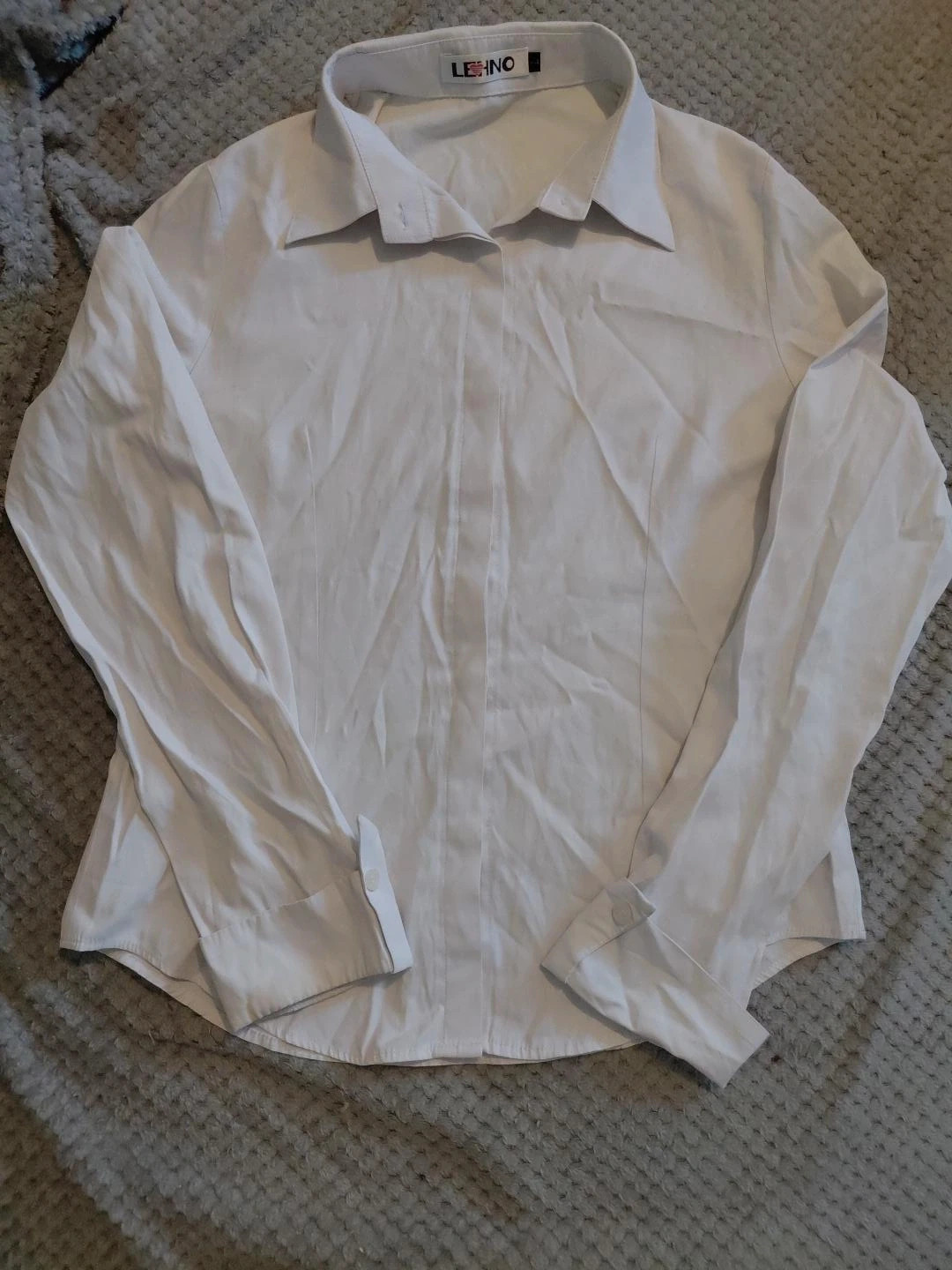 Chemise blanche femme à manches longues – col classique – Élégante – LEINO. – taille L / 40 / 12 2