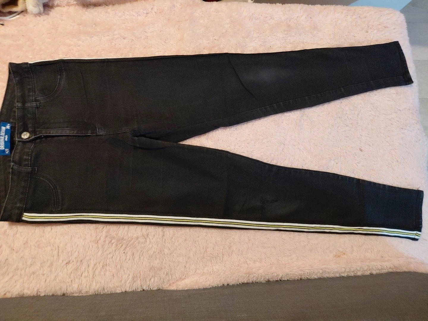Jean noir slim femme Jennyfer – Taille 36 – Bandes latérales – Jennyfer – taille S / 36 / 8 2