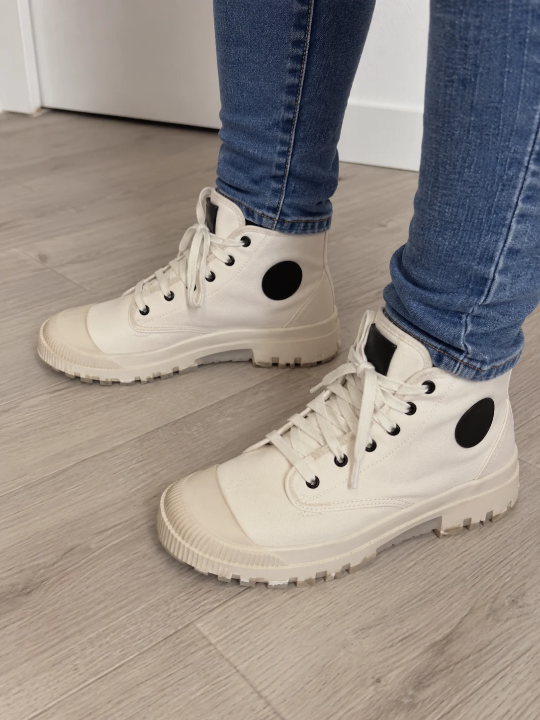 Baskets montantes Palladium en toile blanche