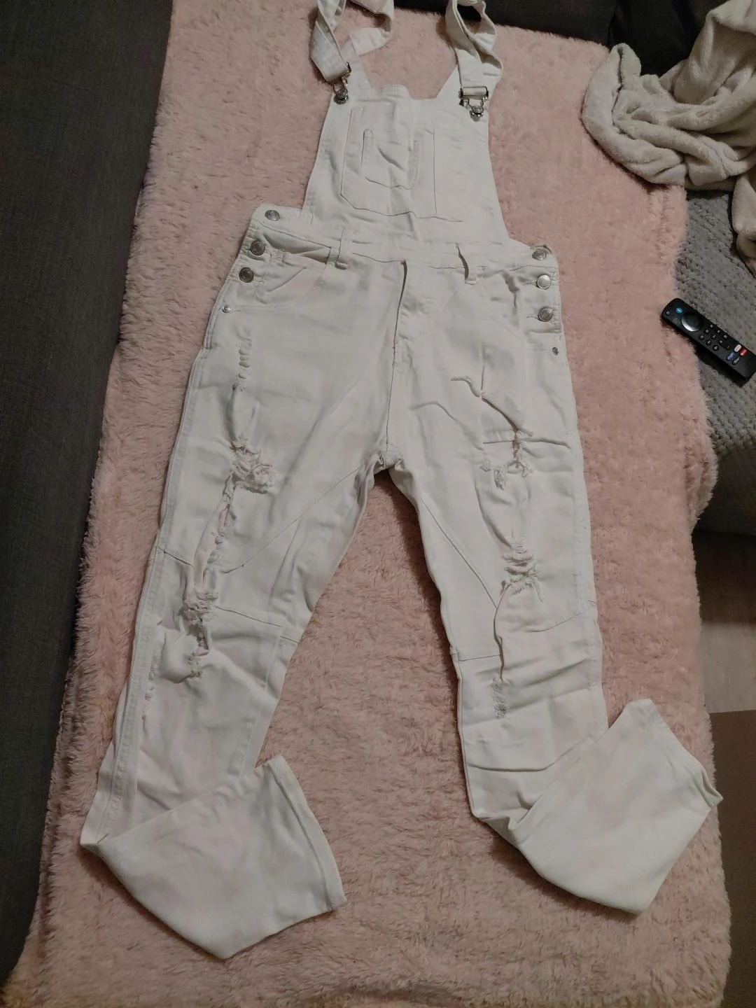 Salopette en jean blanc effet déchiré