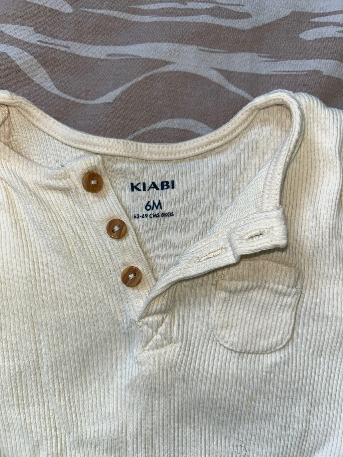 Body Kiabi taille 6 mois – Kiabi – taille 6-9 mois / 68 cm 2