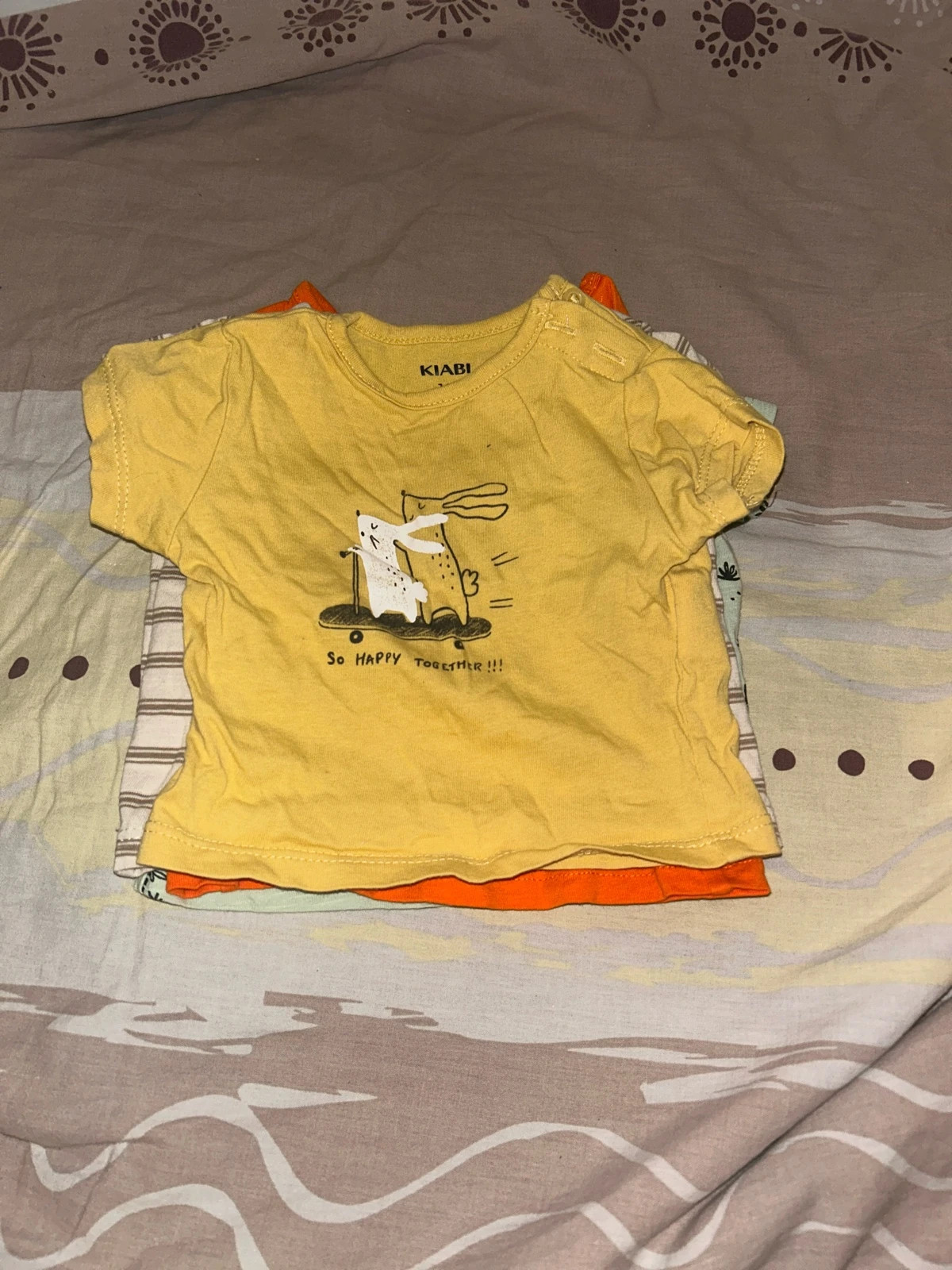 Lot 4 T-shirts manches courte KIABI 1 mois – Kiabi – taille 1-3 mois / 56 cm 5