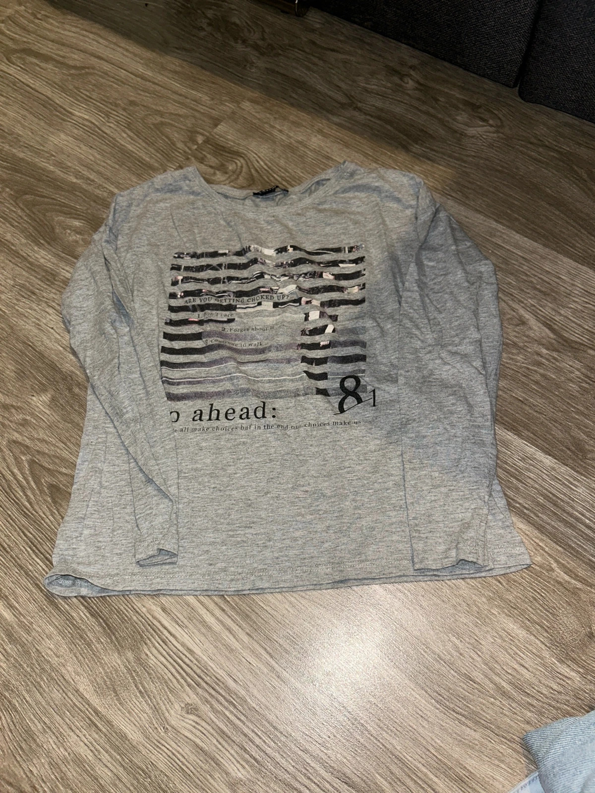 T-shirt manche longue Kiabi 10 ans – Kiabi – taille 10 ans / 140 cm