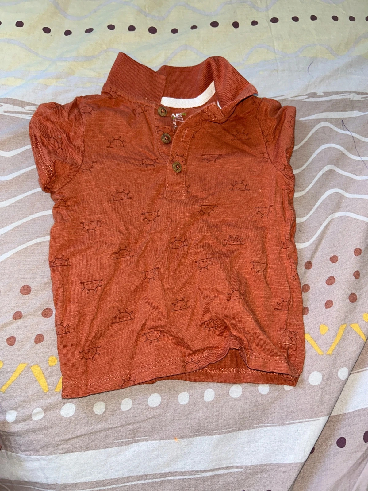 Polo Kiabi taille 9 mois