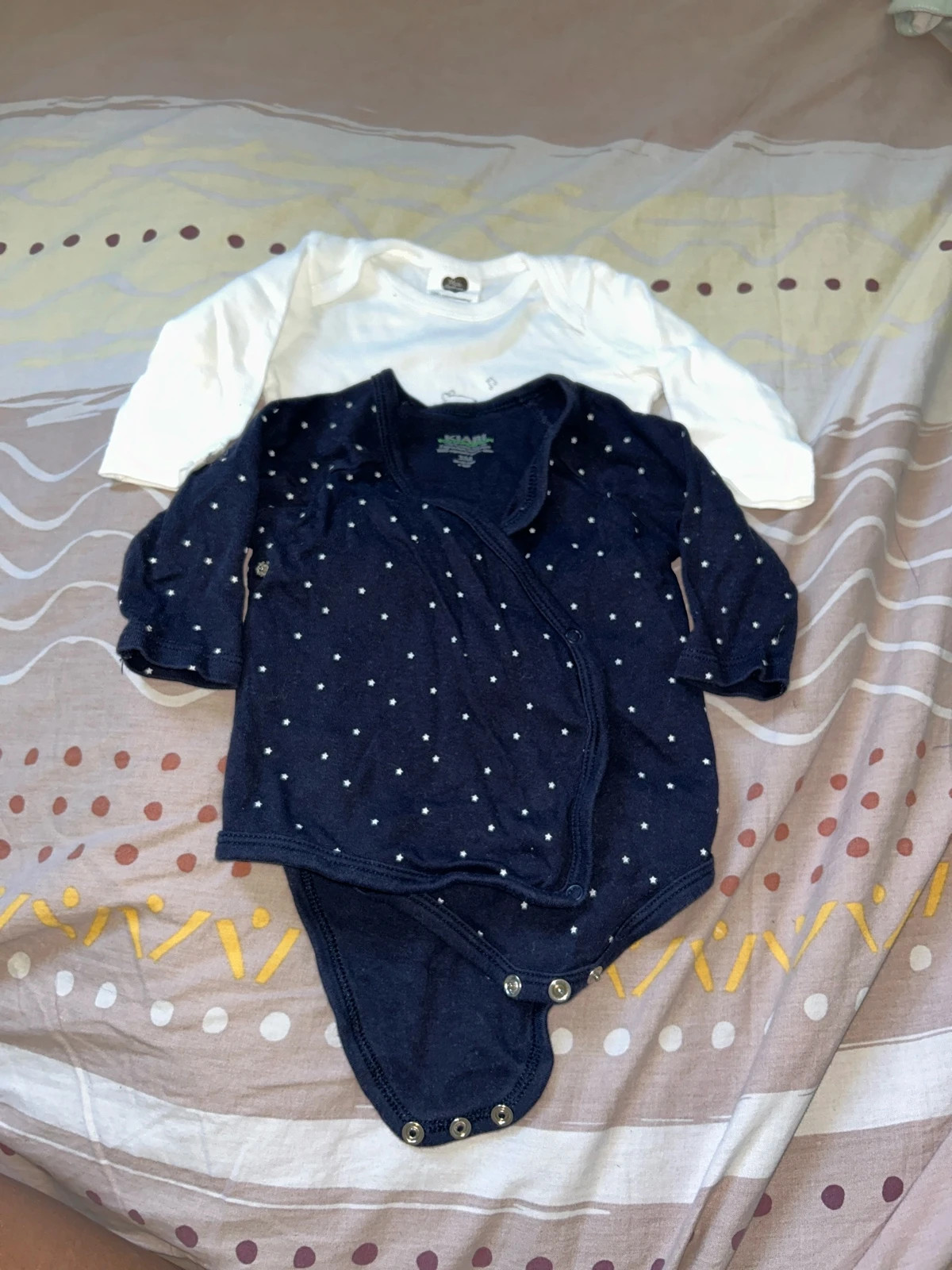 Lot de 2 bodies manche longue taille 3 mois