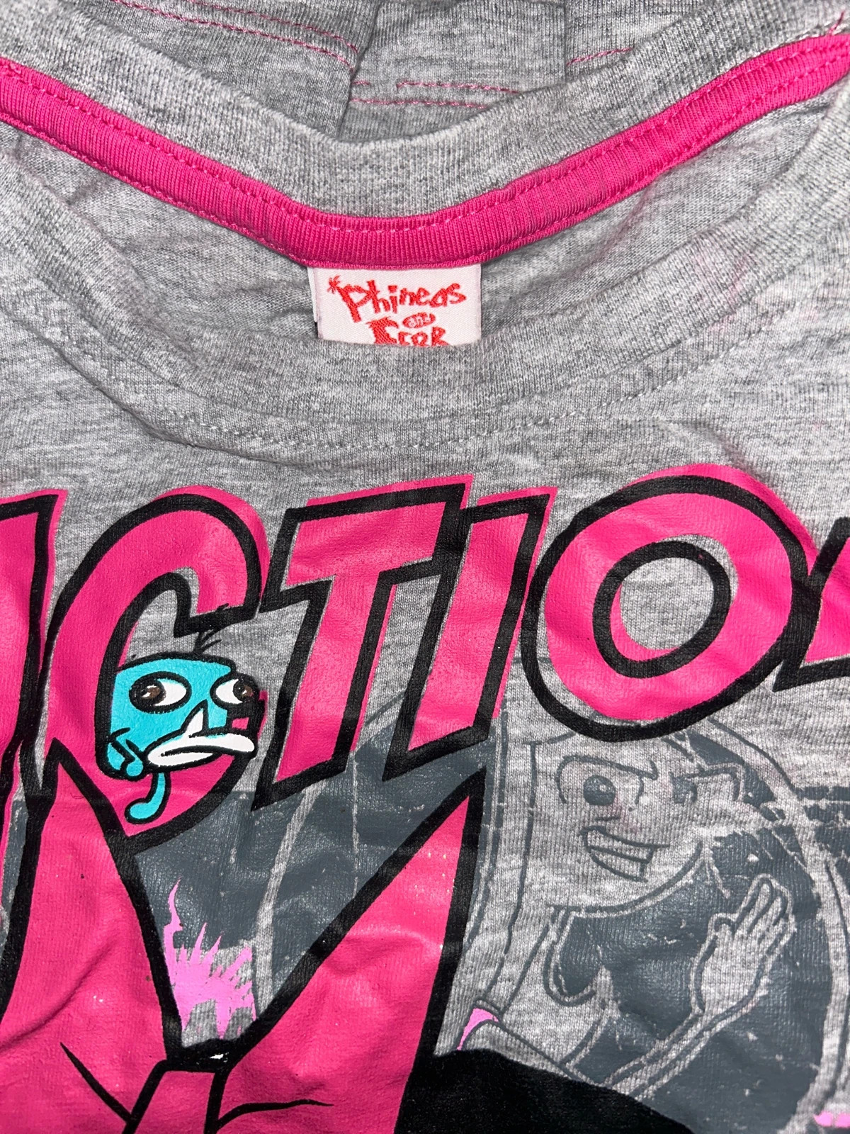 T-shirt Primark taille 5-6 ans – Primark – taille 5 ans / 110 cm 2