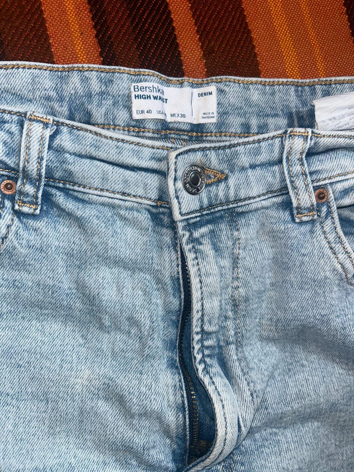 Jean taille haute taille 40 – Bershka – taille L / 40 / 12 2